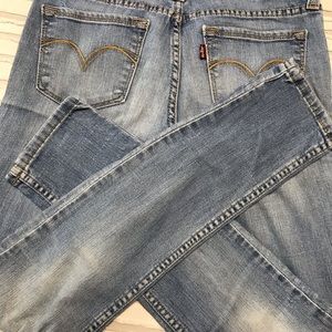 Levi’s Demi curve low rise skinny